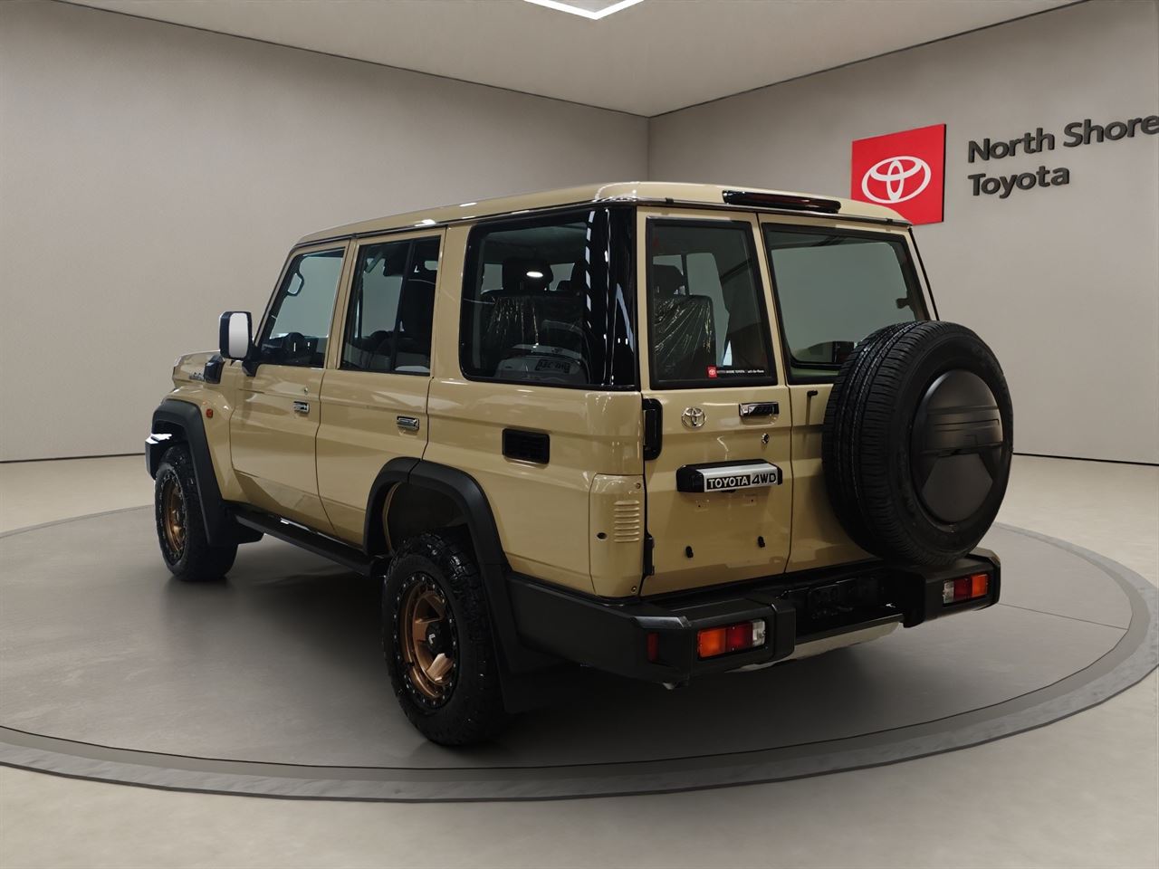 Vehicle image 5