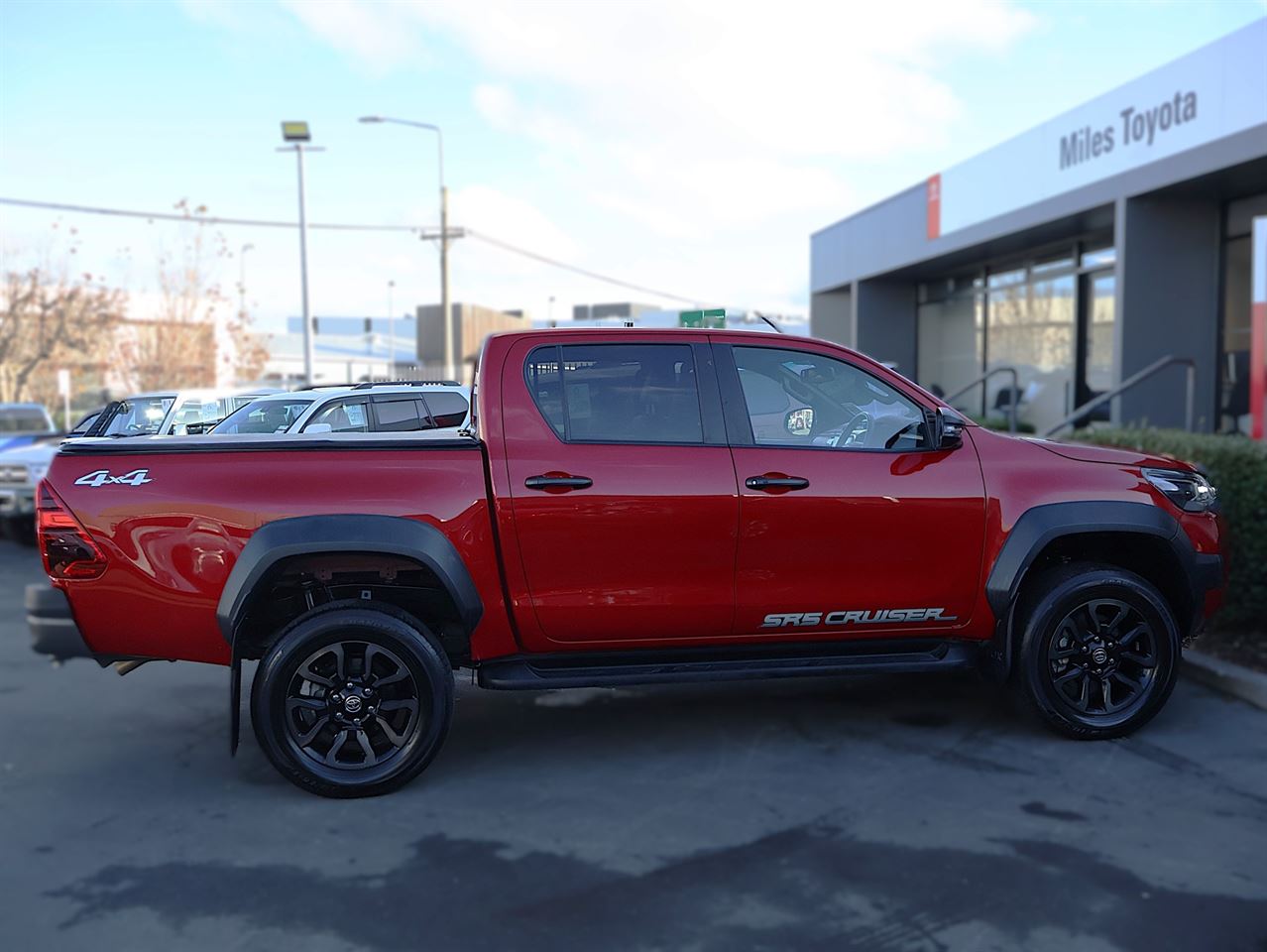 Vehicle image 5