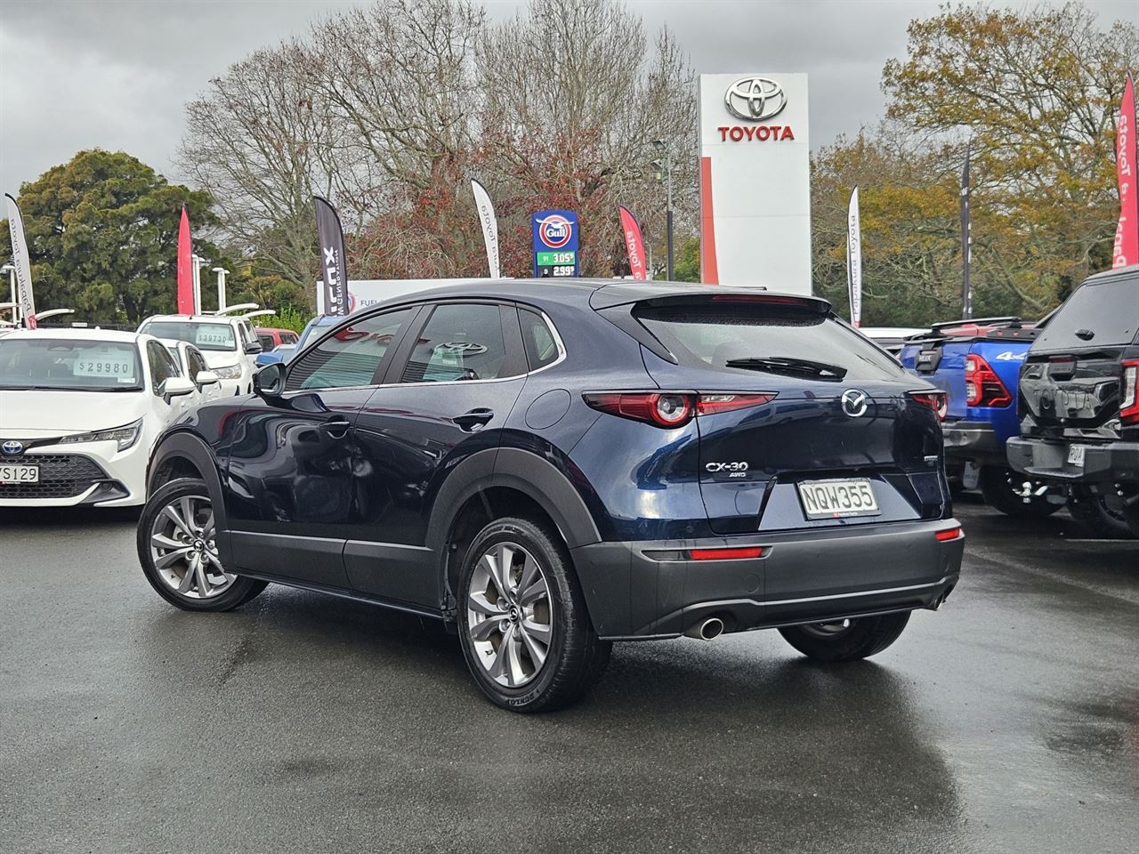 Vehicle image 3
