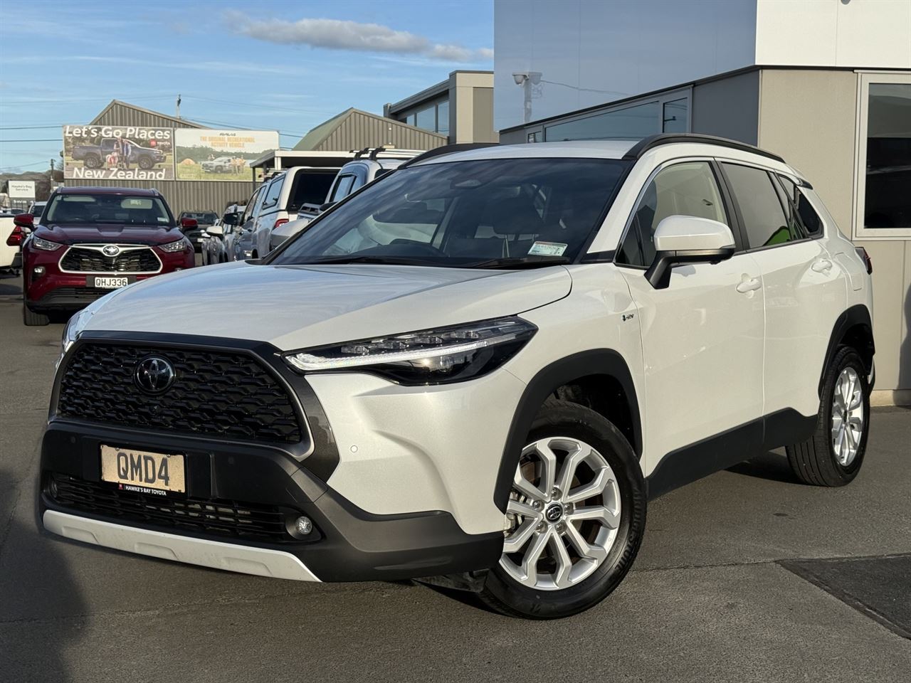 Vehicle image 5