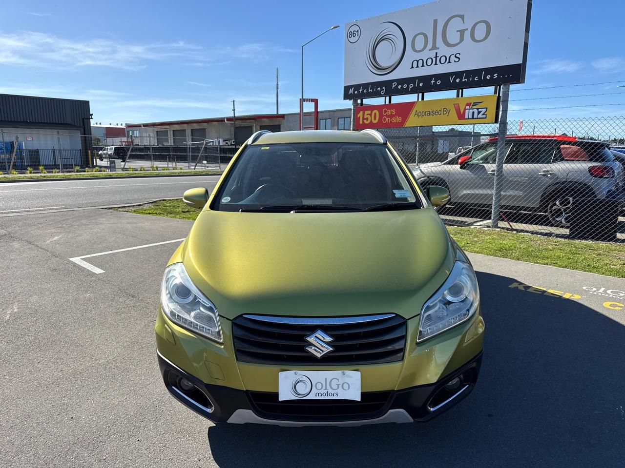 Vehicle image 3