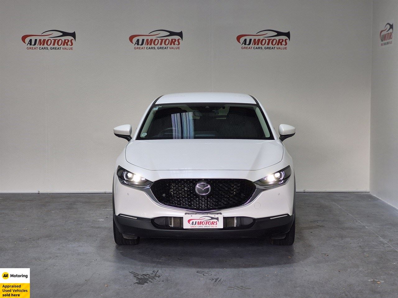 Vehicle image 2