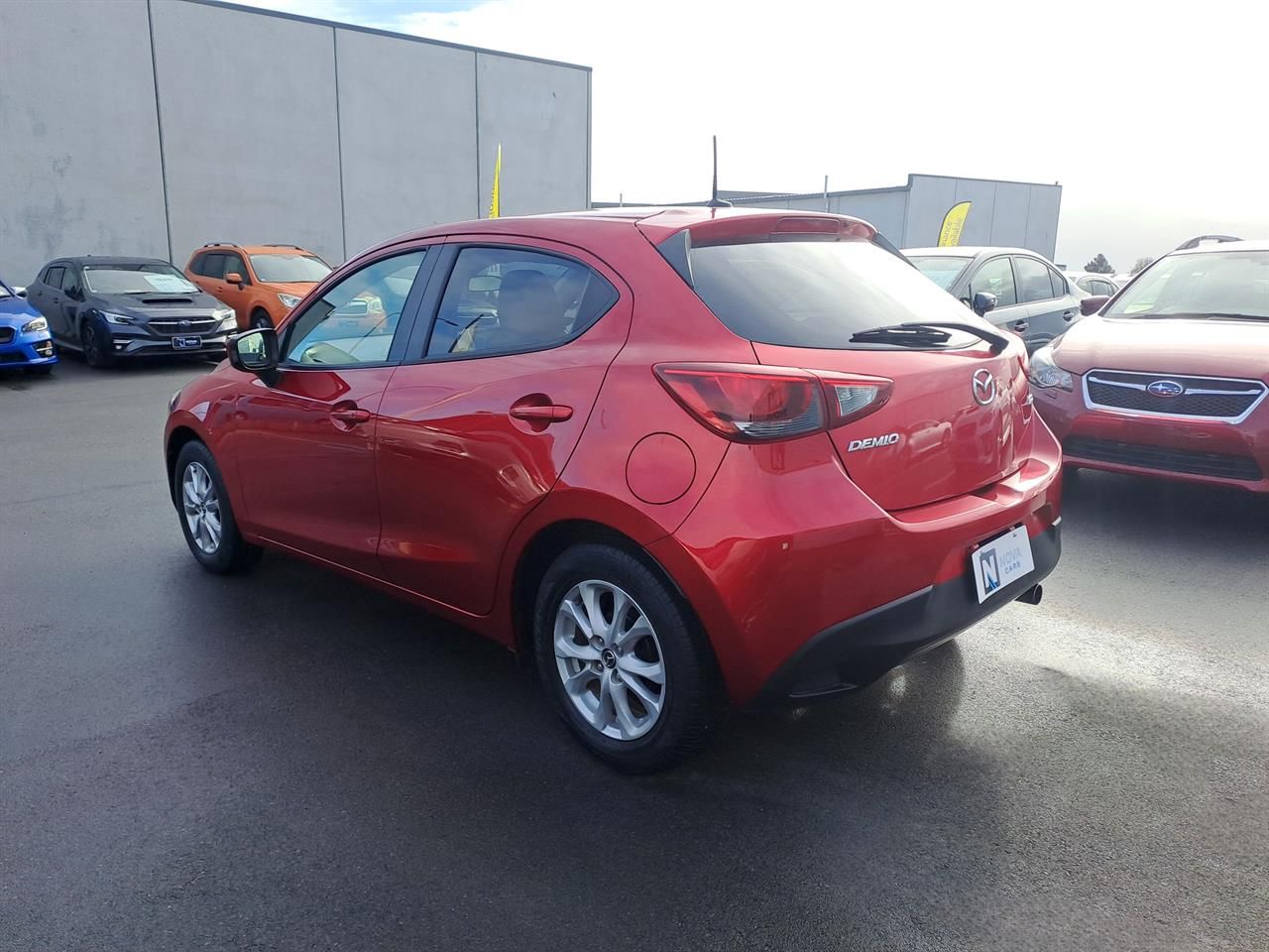 Vehicle image 5