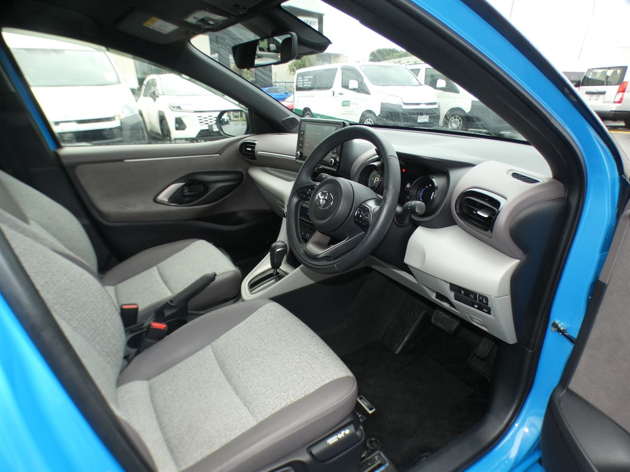 Vehicle image 2