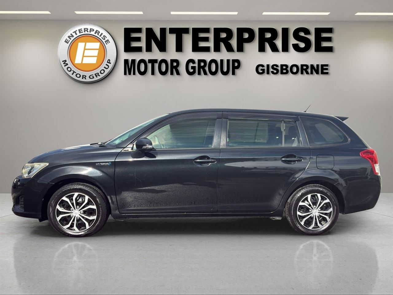 Vehicle image 4