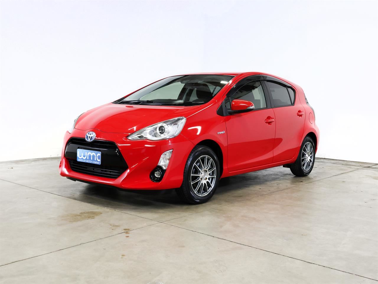 Vehicle image 4