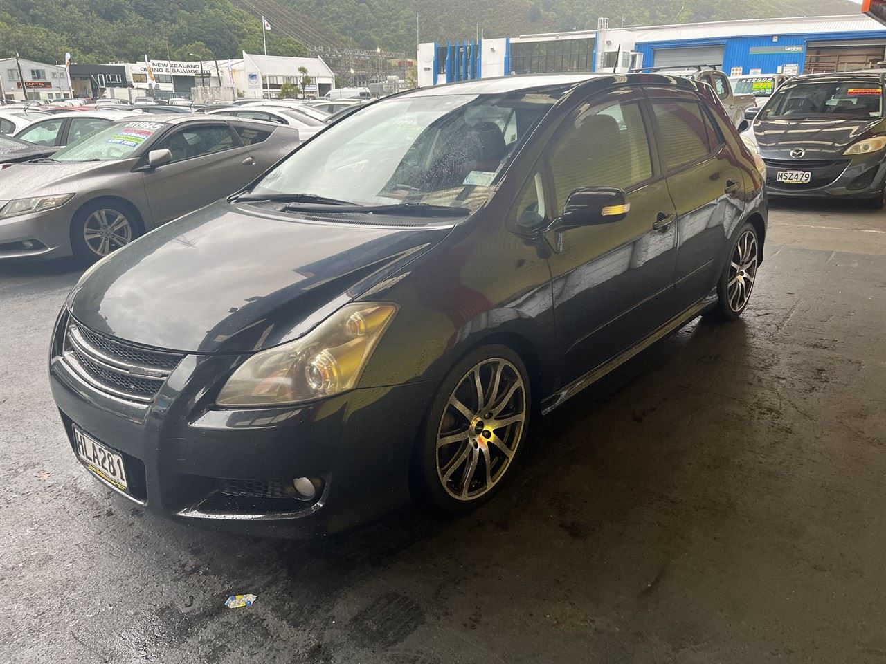 Vehicle image 3
