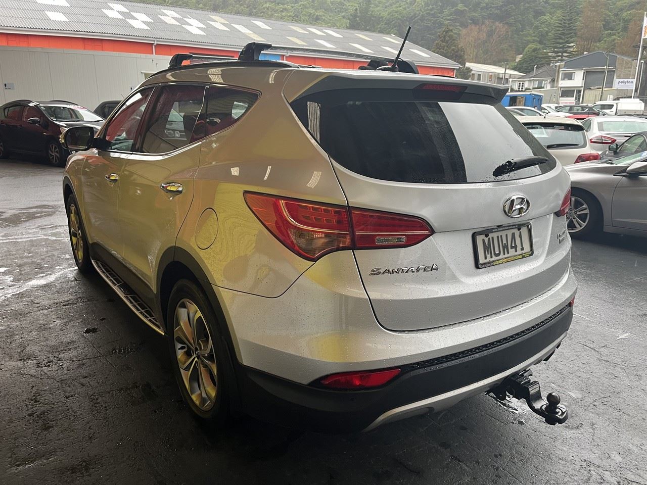 Vehicle image 4