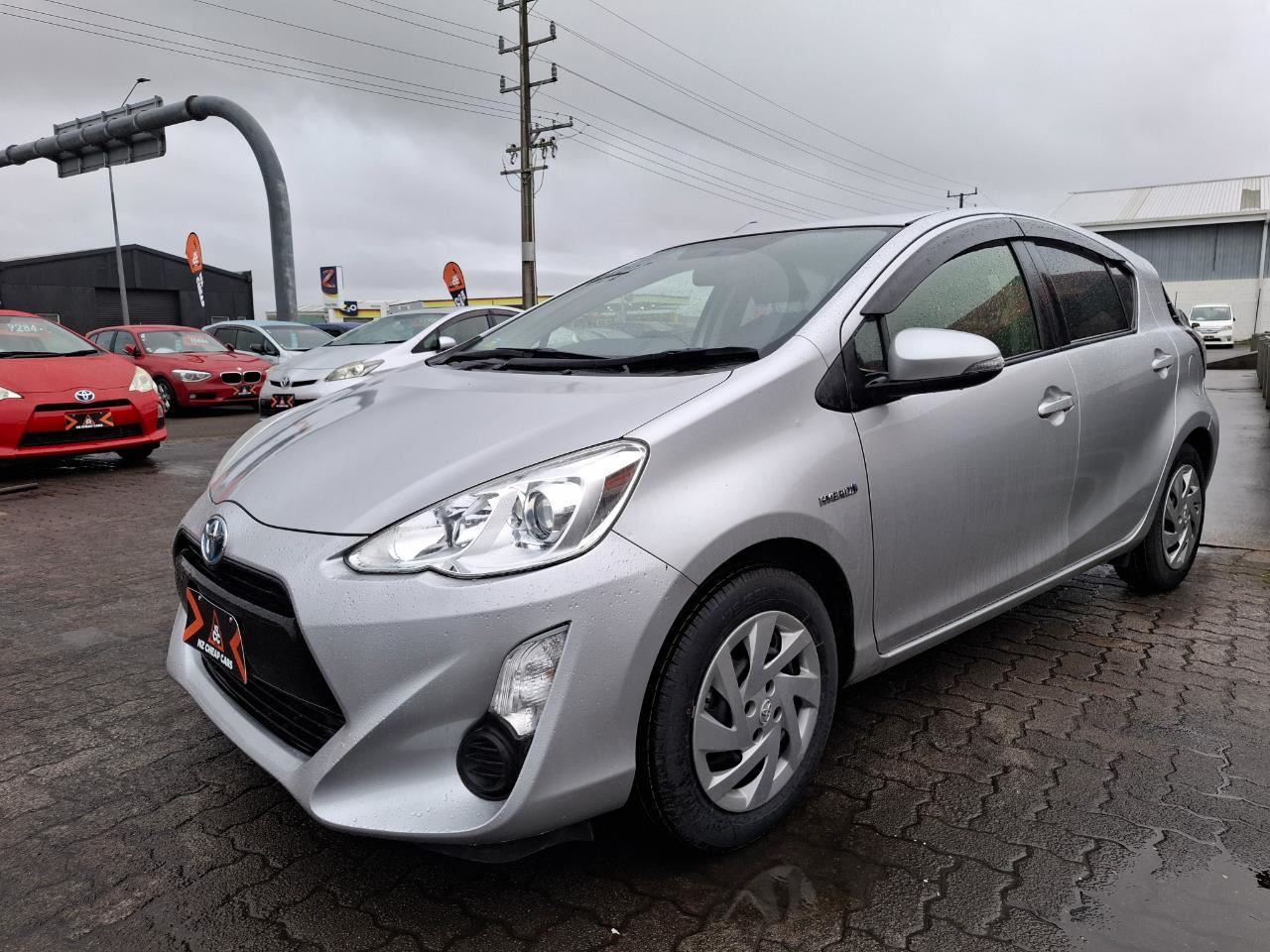 Vehicle image 3