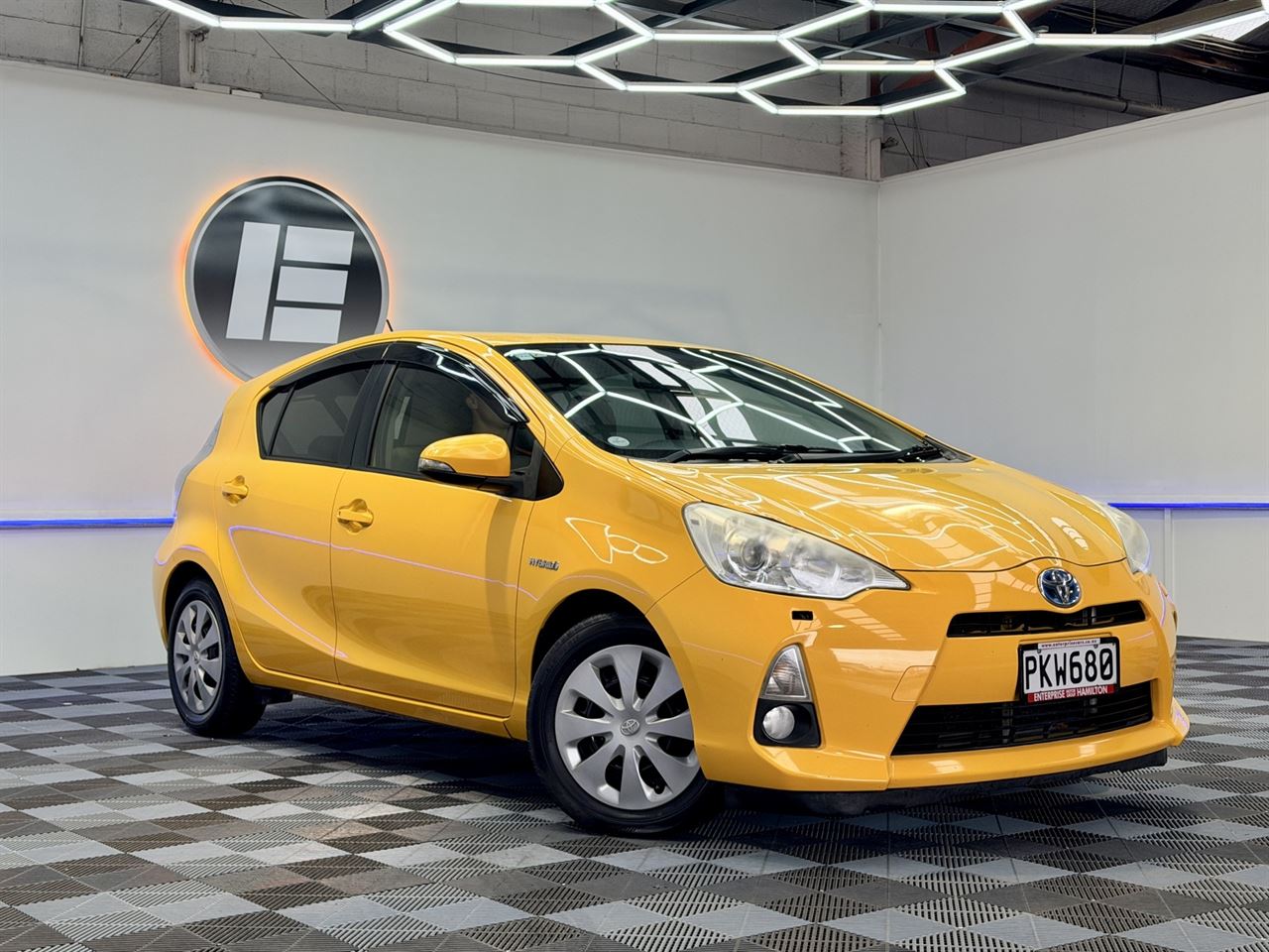 Vehicle image 1