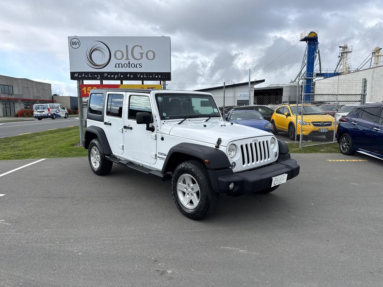 Vehicle image 1