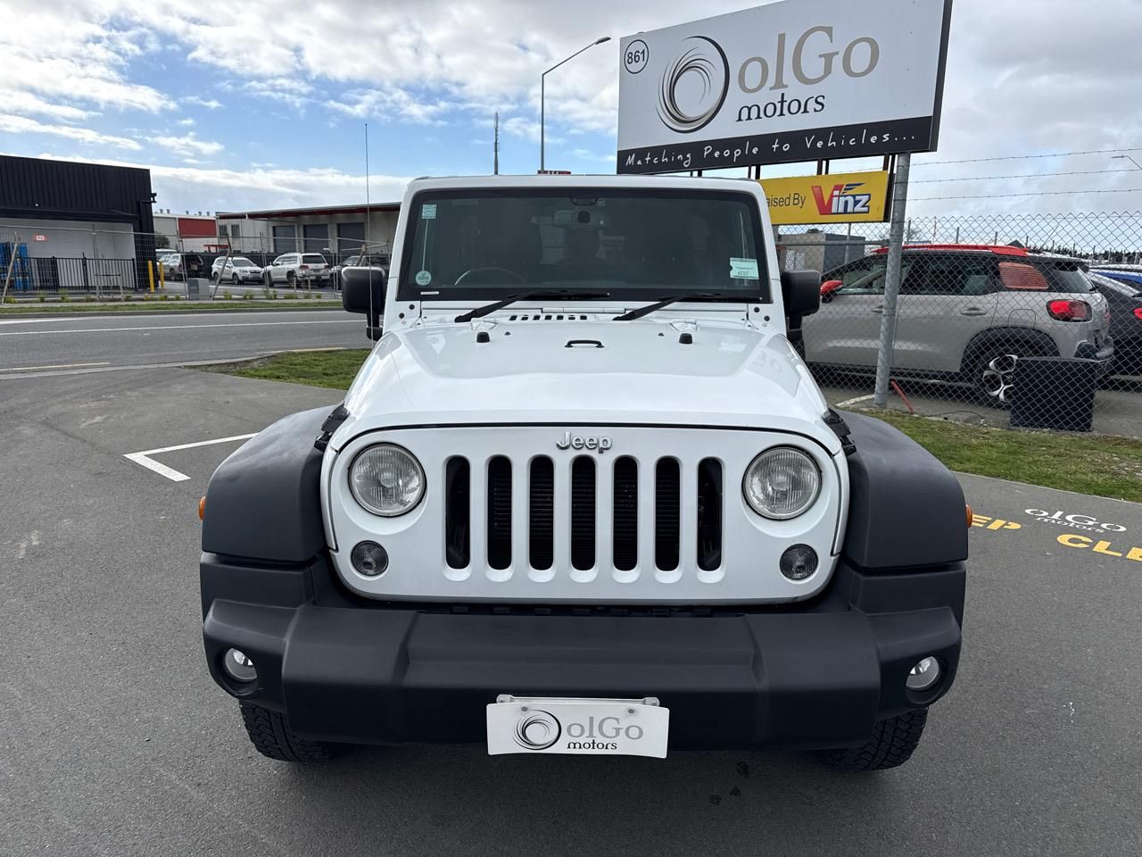 Vehicle image 3