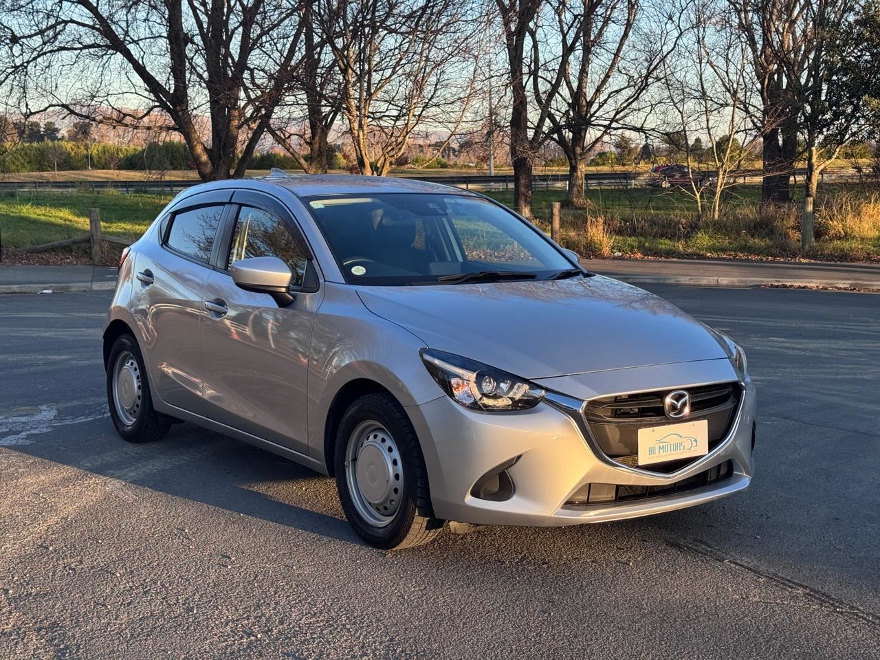 Vehicle image 3