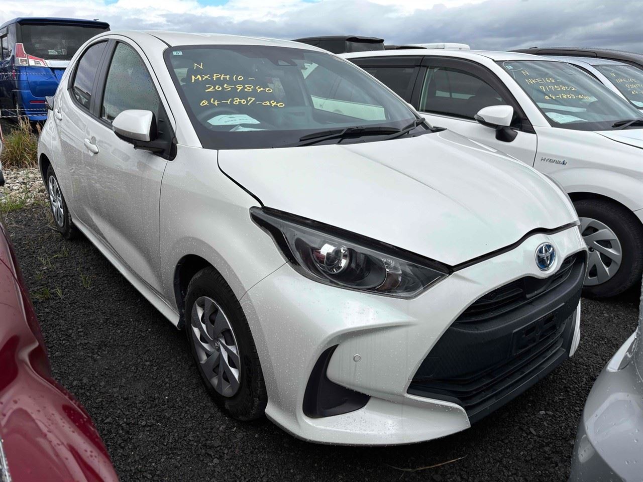 Vehicle image 4