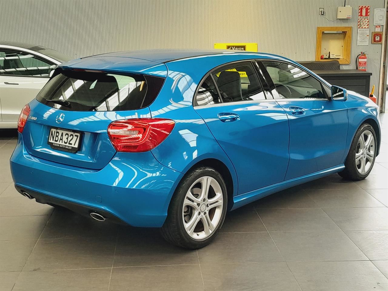 Vehicle image 4