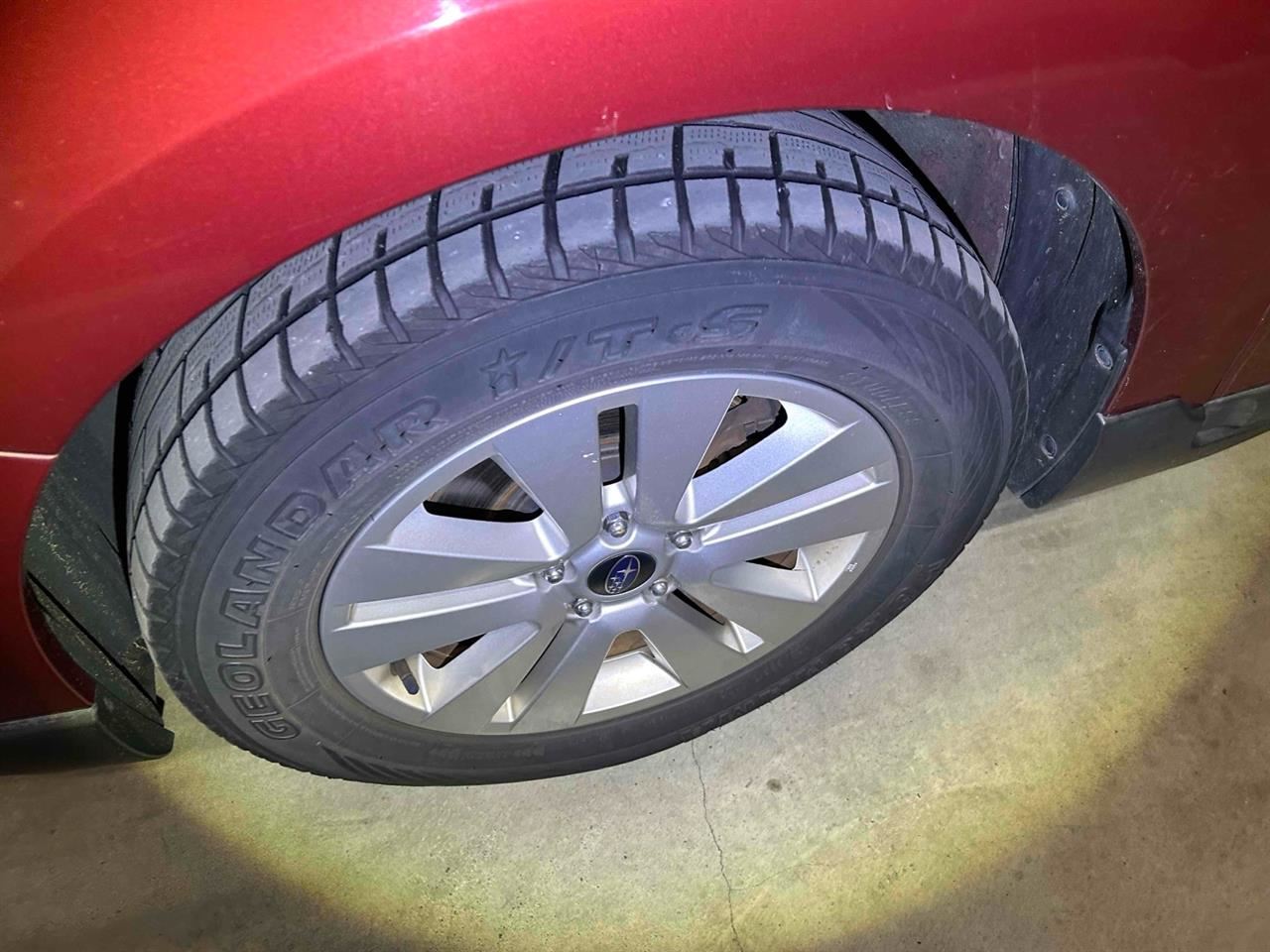 Vehicle image 5