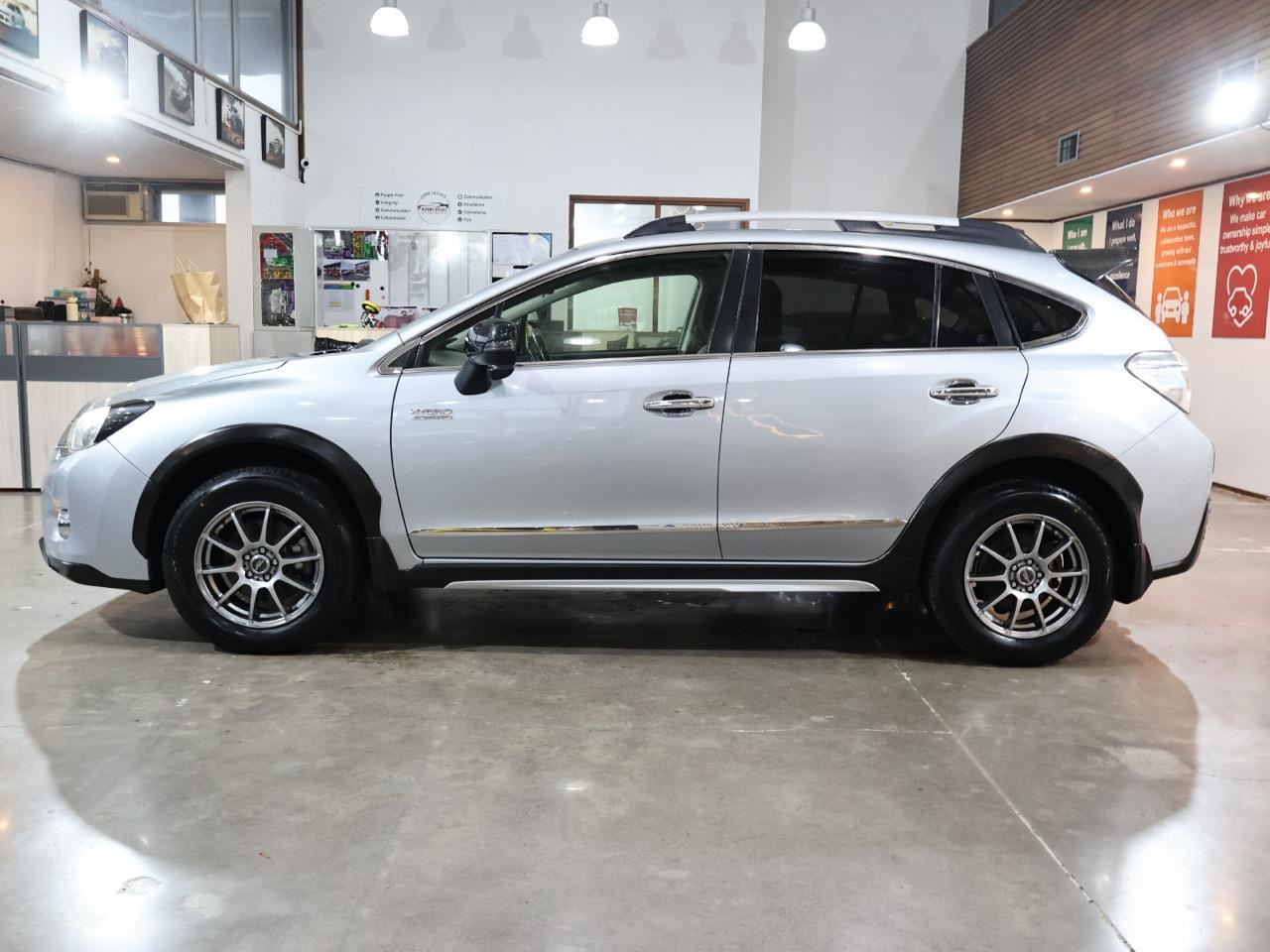 Vehicle image 5