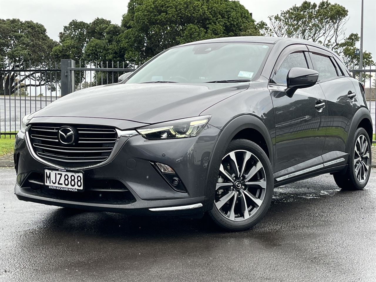 Vehicle image 1