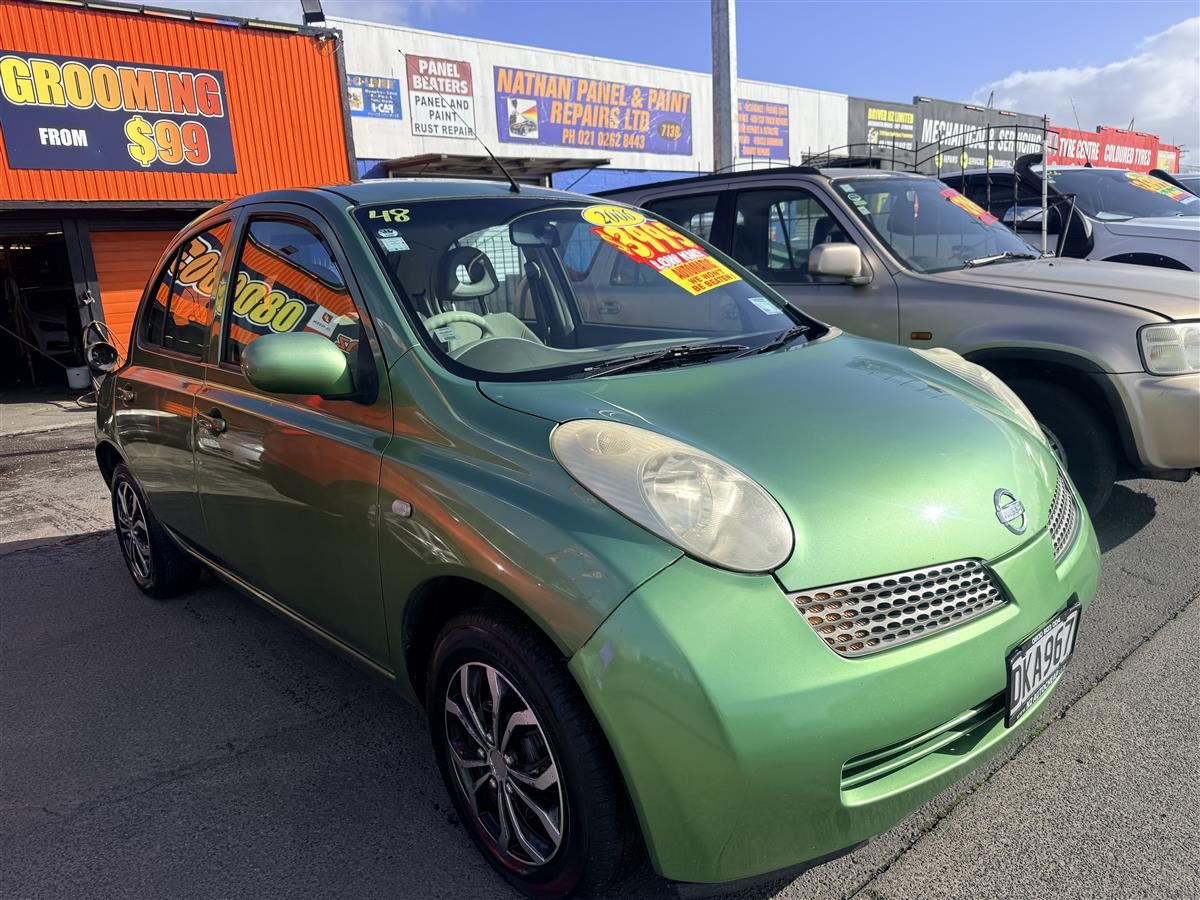 Vehicle image 3