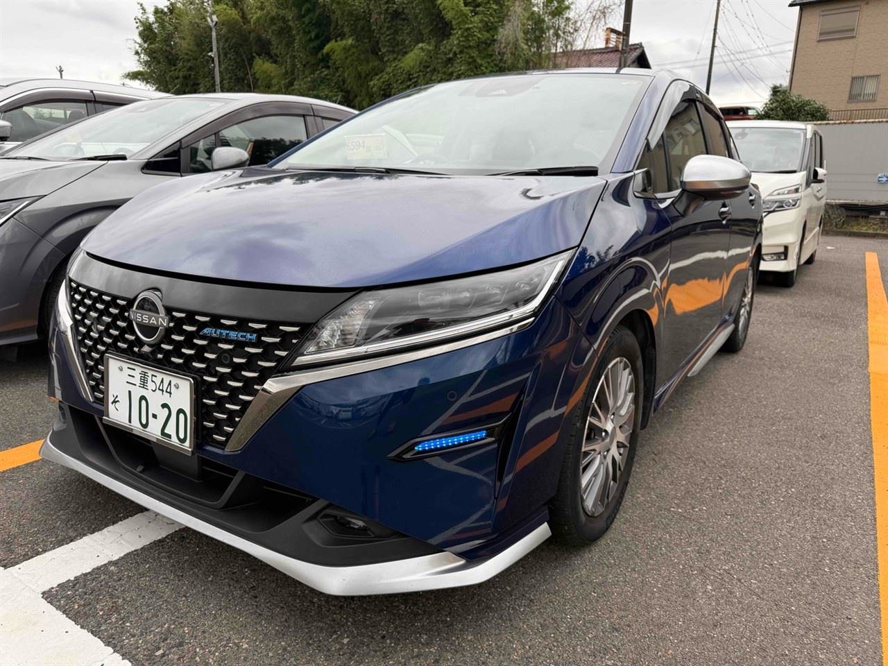 Vehicle image 2