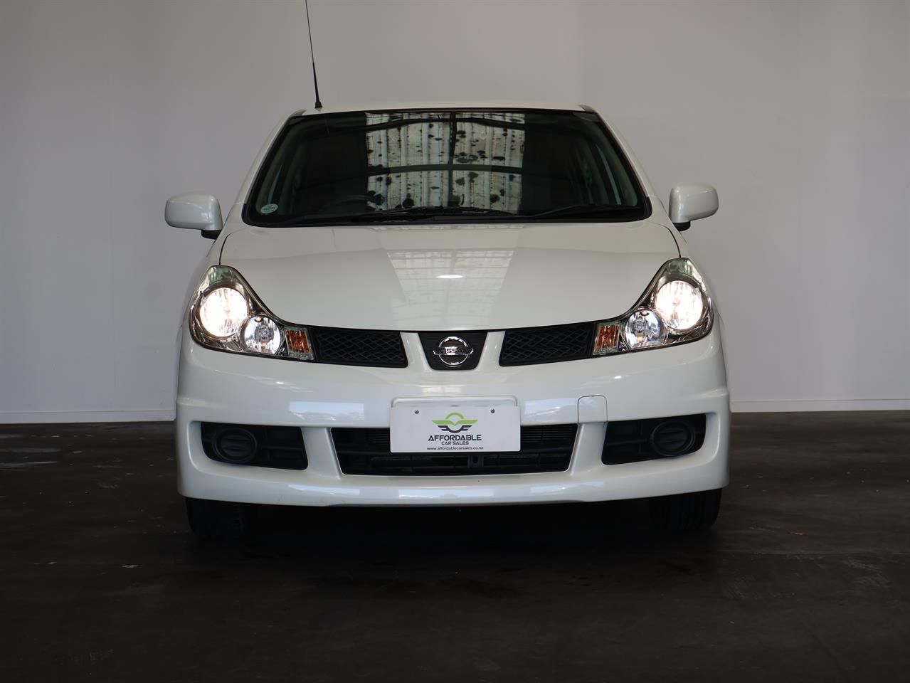 Vehicle image 2
