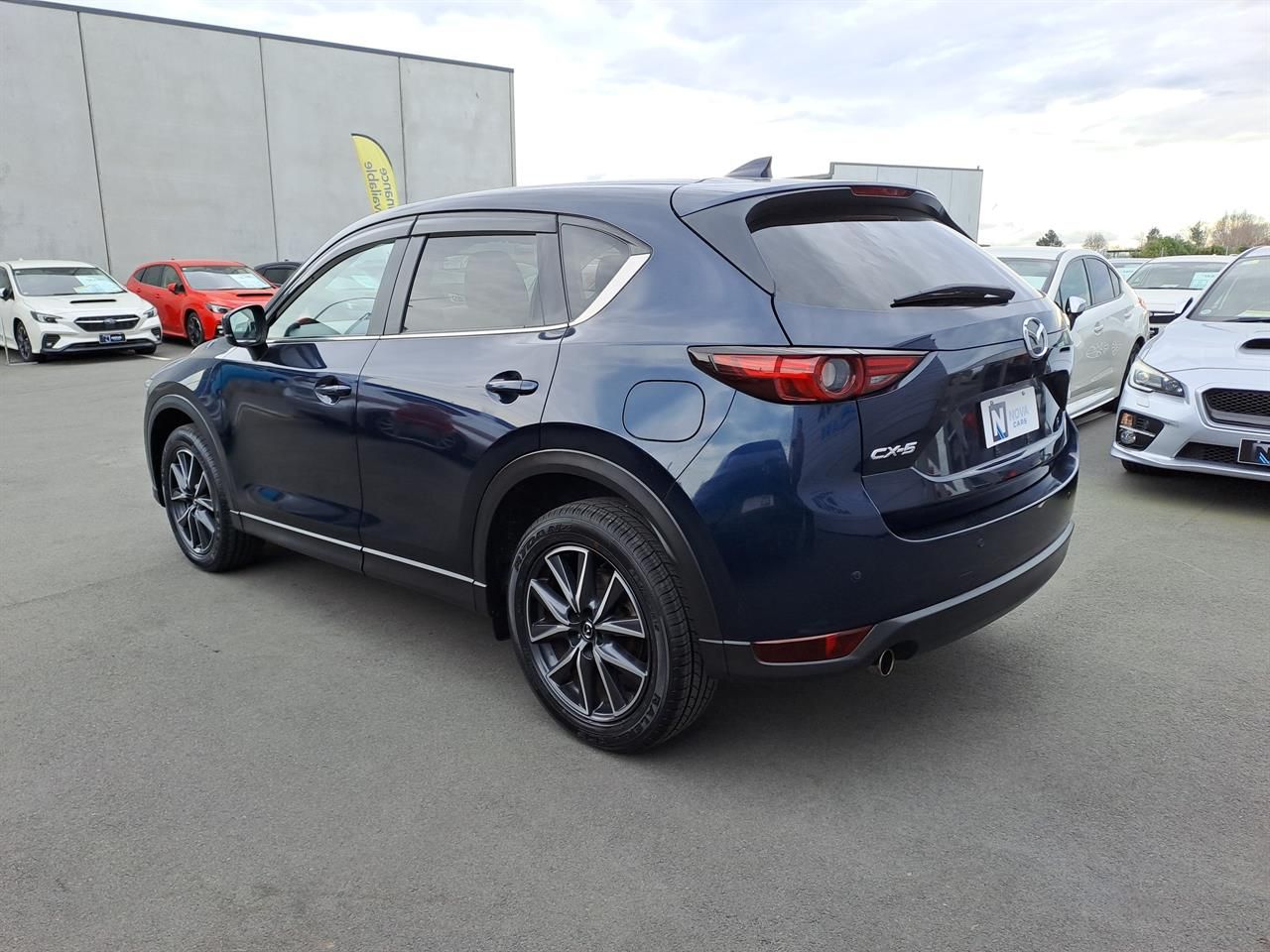 Vehicle image 5