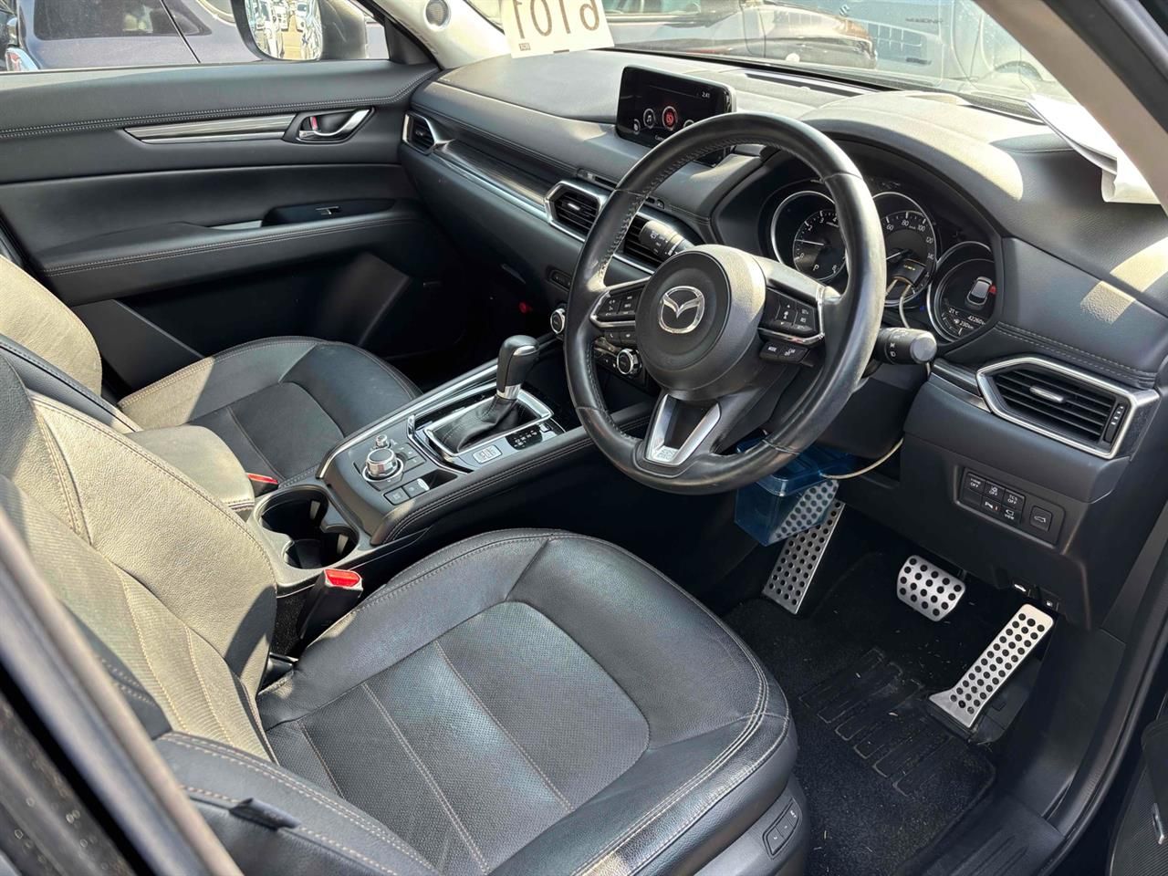 Vehicle image 3