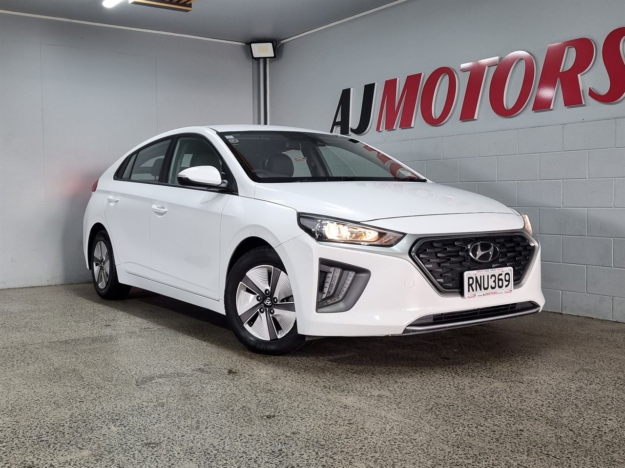Vehicle image 1