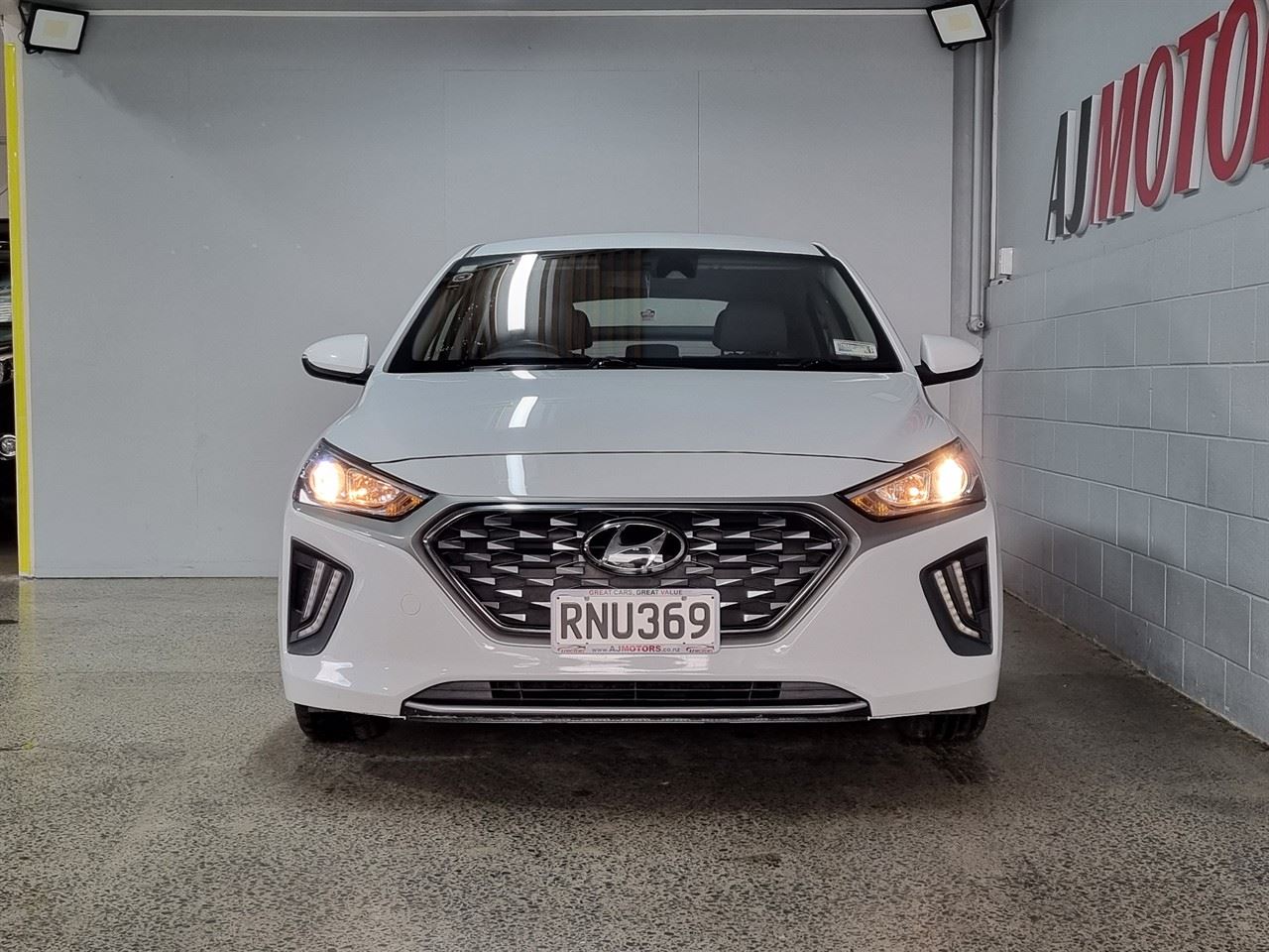 Vehicle image 2