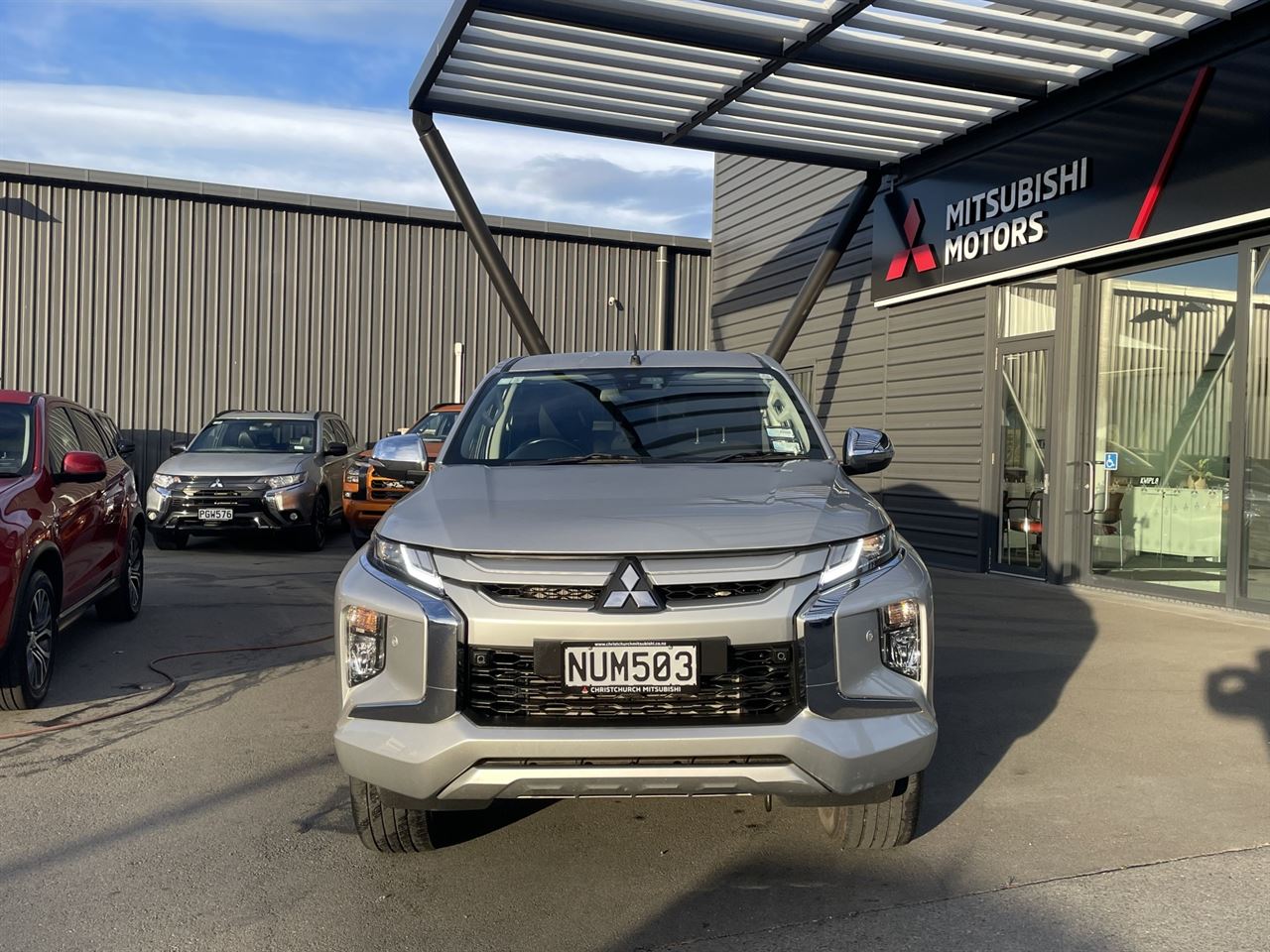 Vehicle image 3