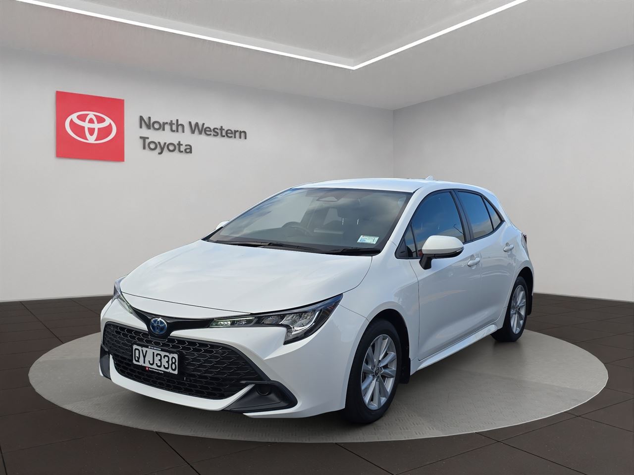 Vehicle image 3