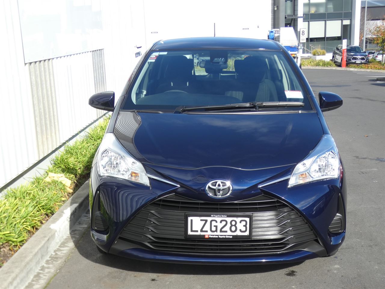 Vehicle image 3