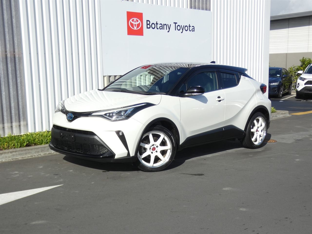 Vehicle image 1