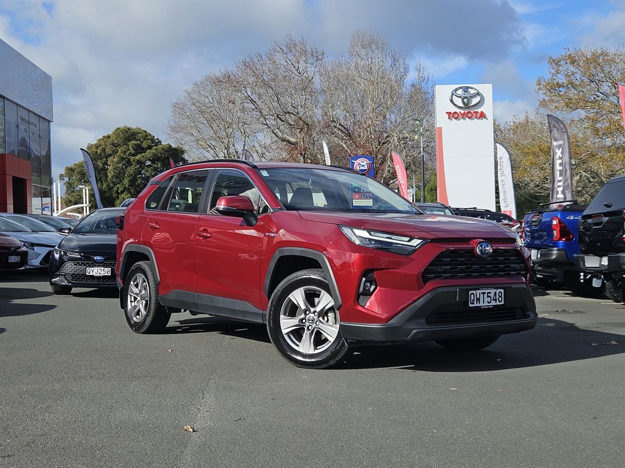 Vehicle image 5