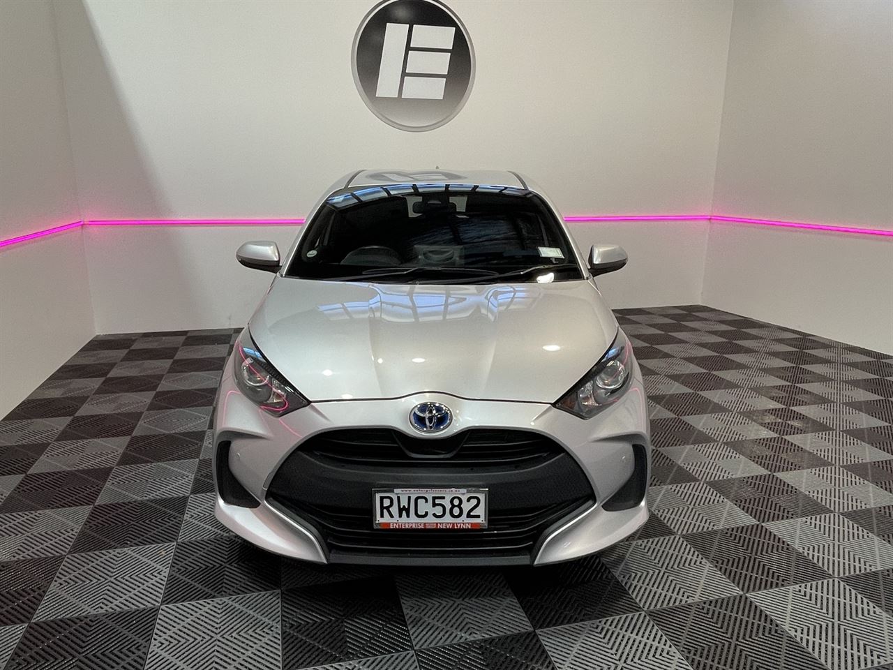 Vehicle image 2