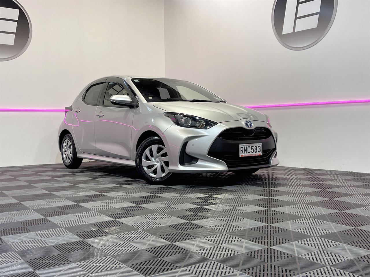 Vehicle image 1
