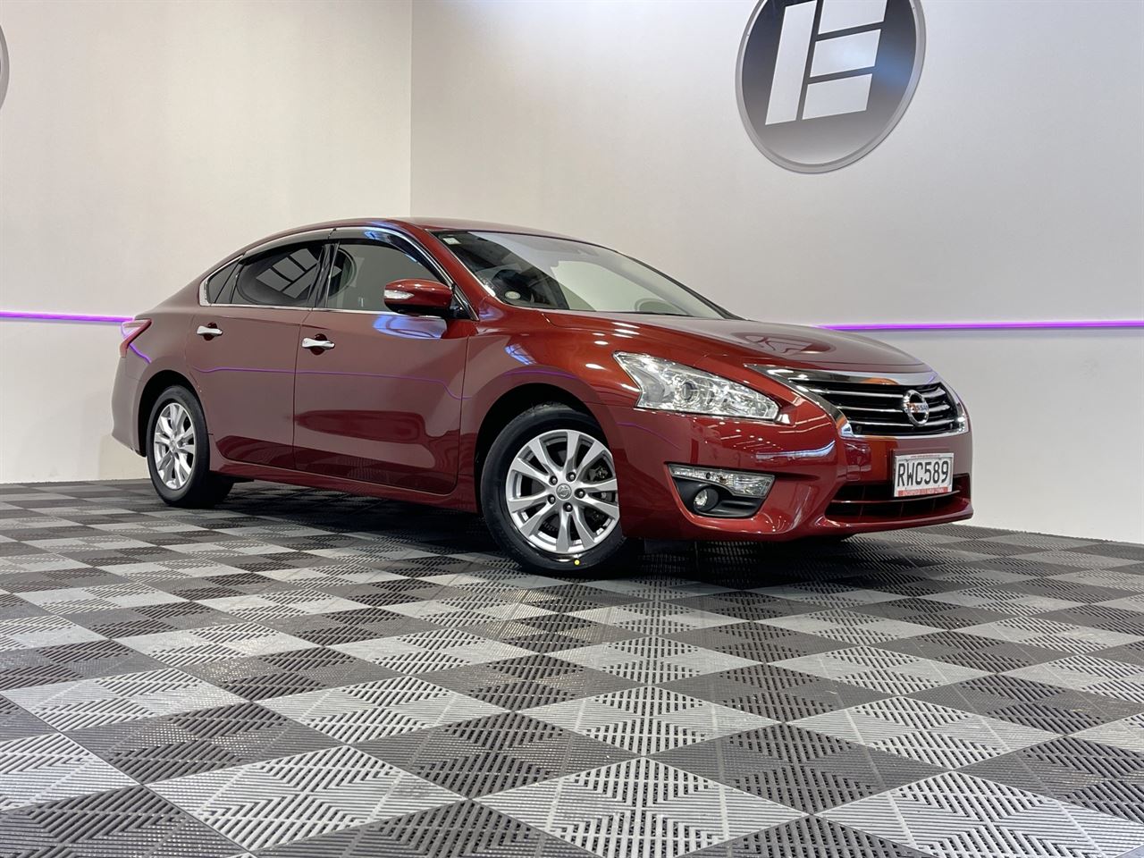 Vehicle image 1