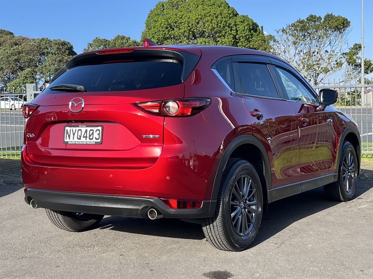 Vehicle image 5