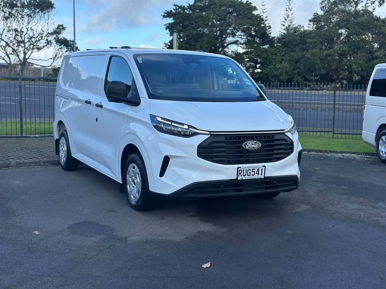 Vehicle image 1