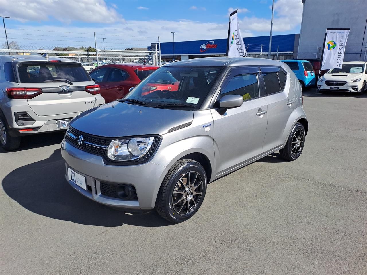 Vehicle image 3