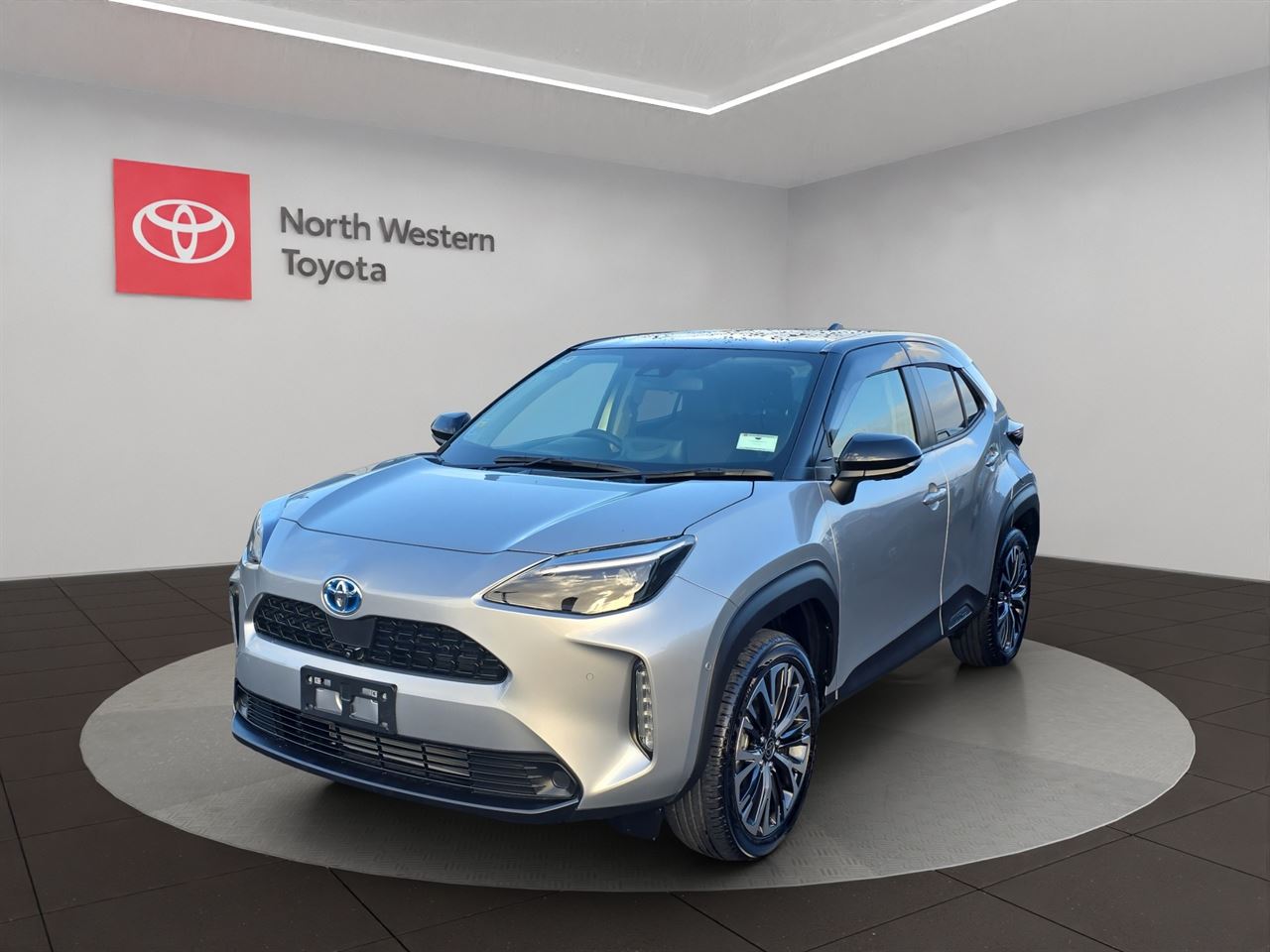 Vehicle image 3