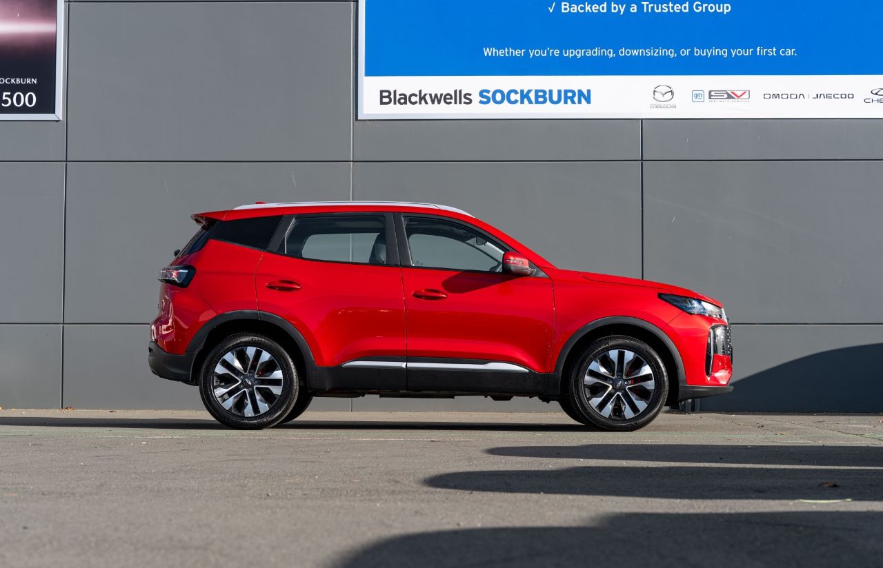 Vehicle image 3