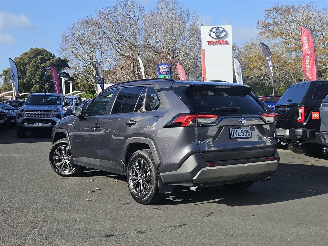 Vehicle image 3