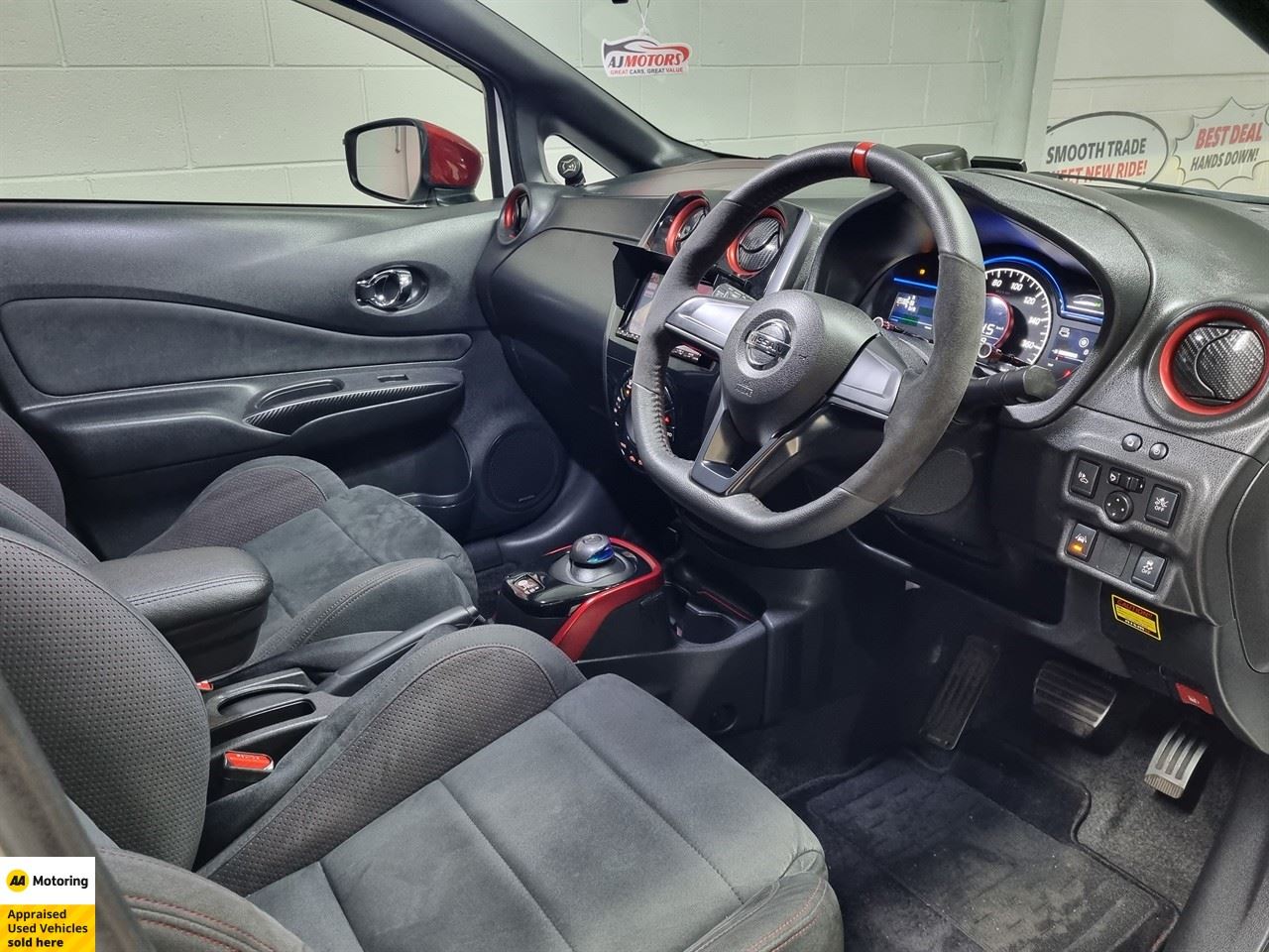 Vehicle image 3