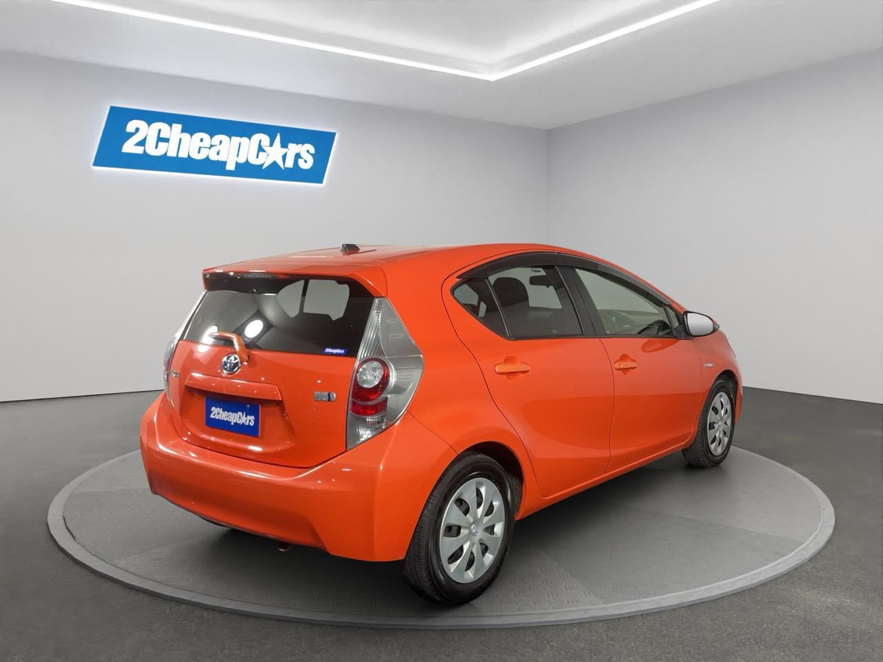 Vehicle image 5