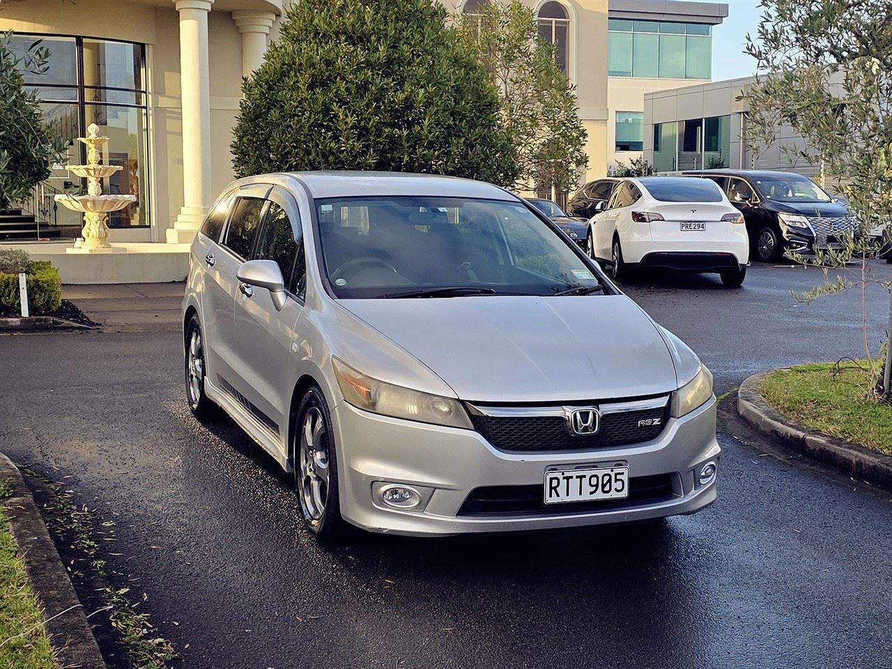 Vehicle image 1