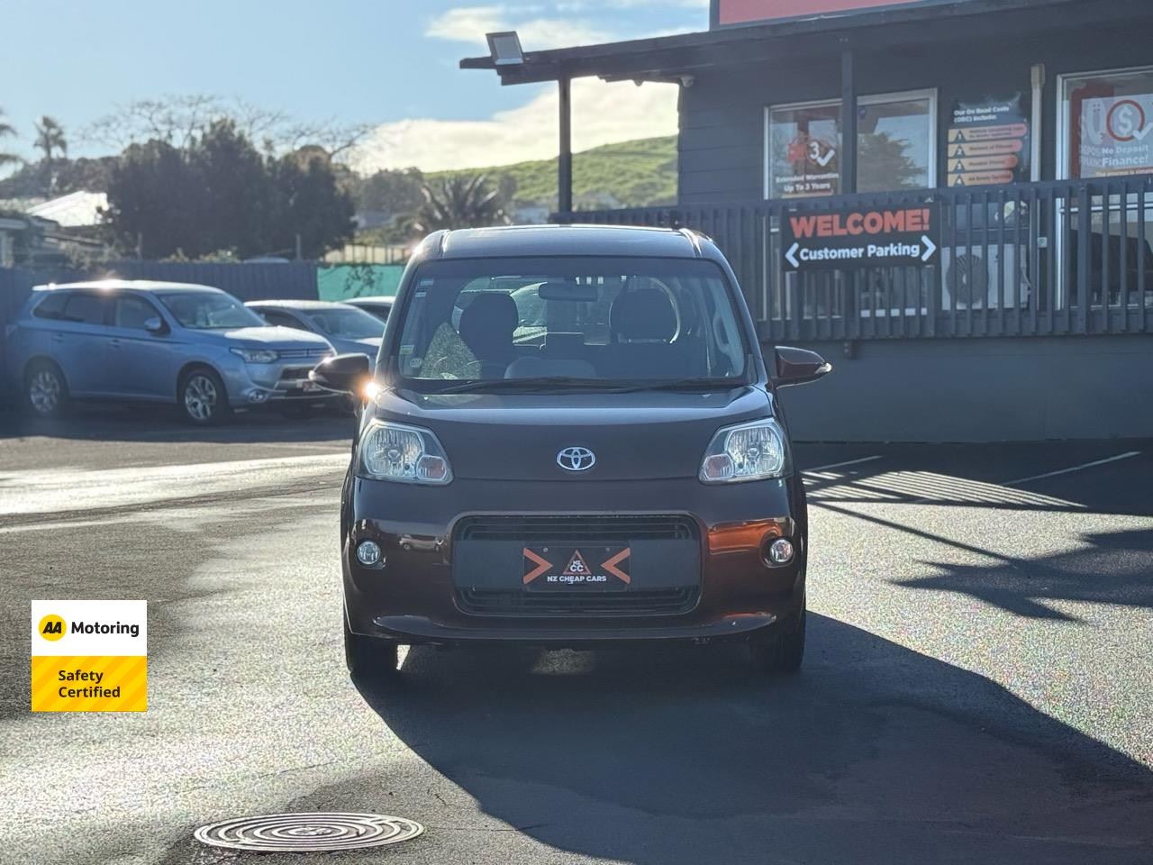 Vehicle image 2