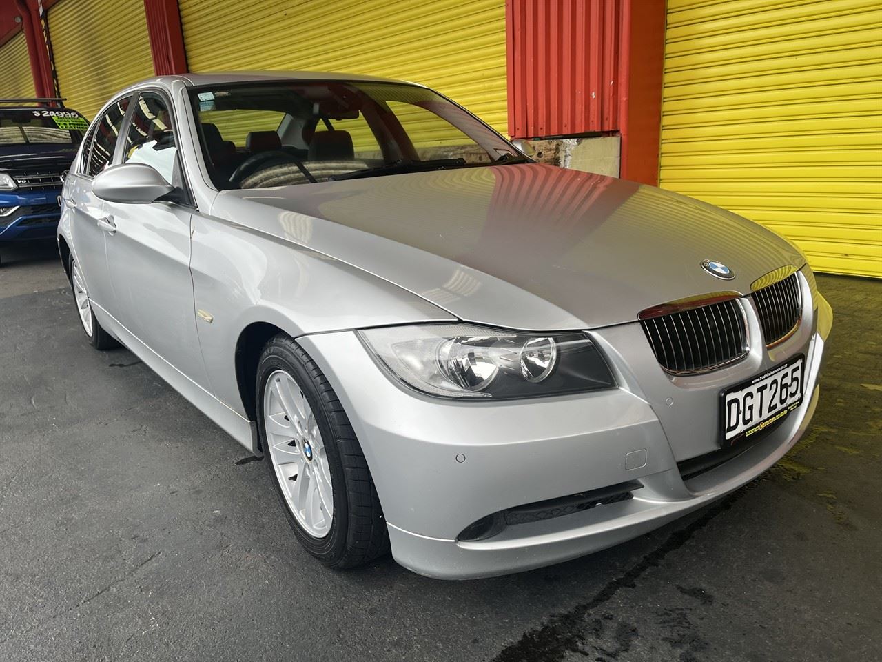 Vehicle image 1