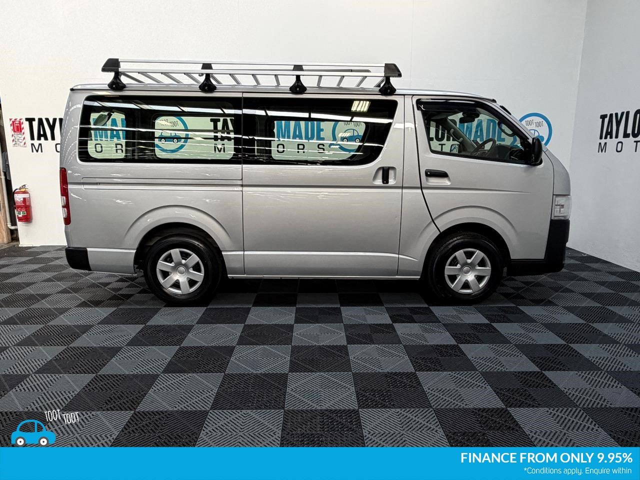 Vehicle image 5