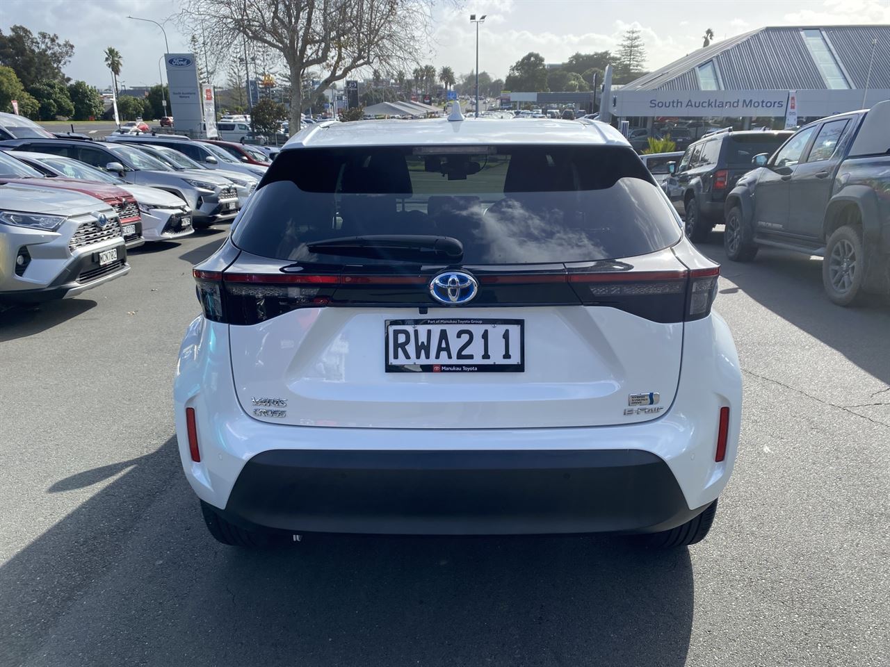 Vehicle image 3